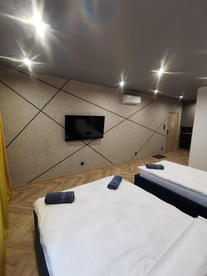 פז'מיסל Loft House Apartments מראה חיצוני תמונה